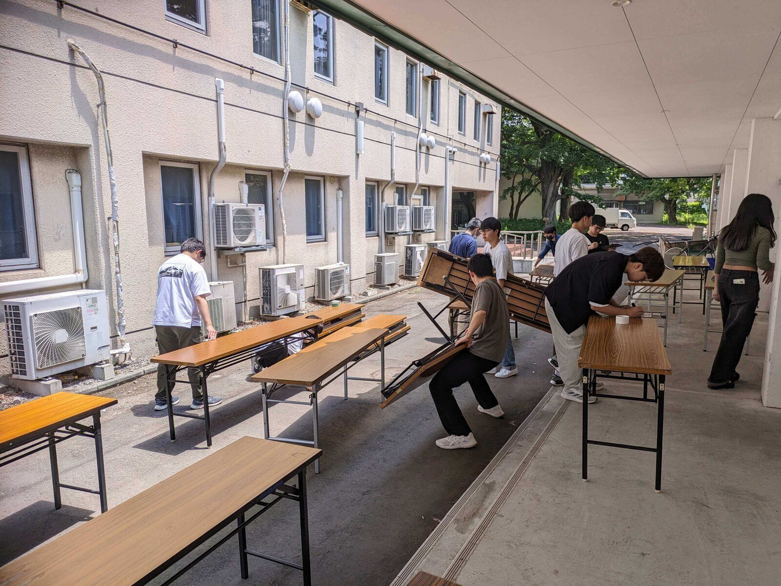 02.jpg